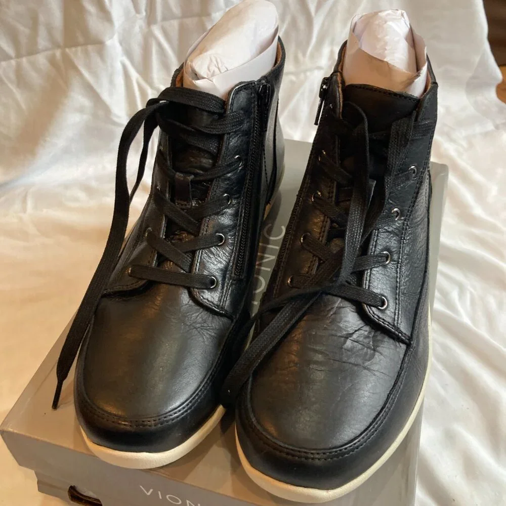NIB Vionic Shawna High-top Sneakers W11 - Picture 2 of 6